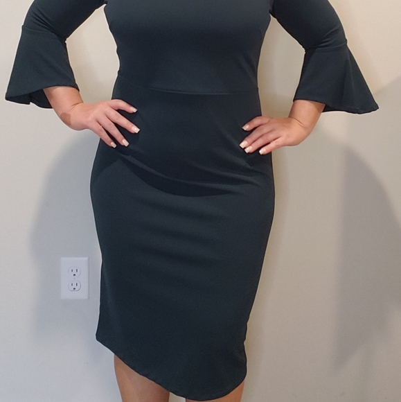 Holiday Off the shoulder Hunter green dress - Picture 3 of 3